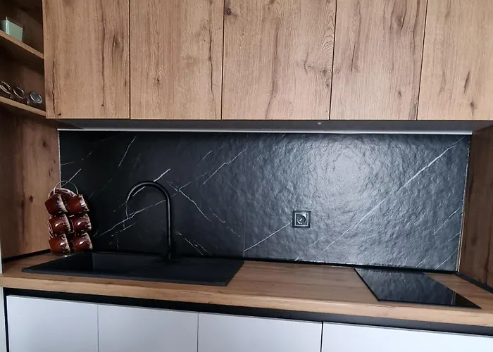 The View A74 * 라스카